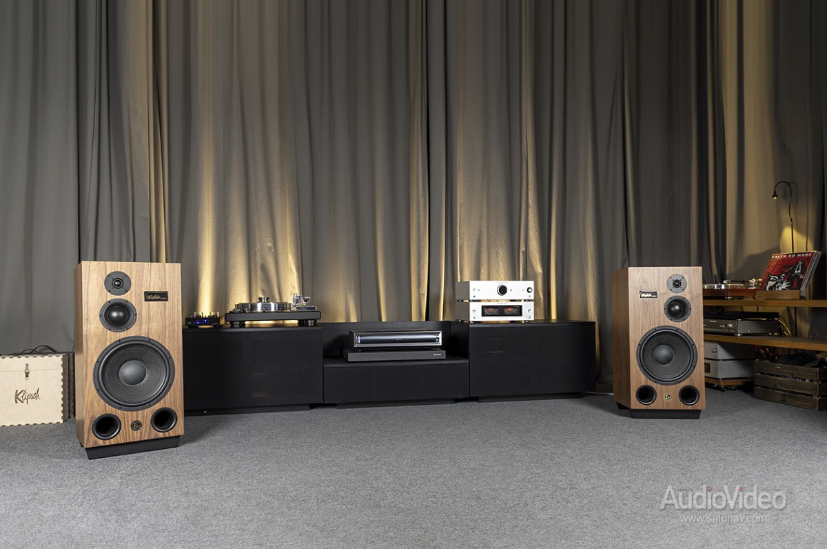 Акустические системы Emotiva Nostala LB12