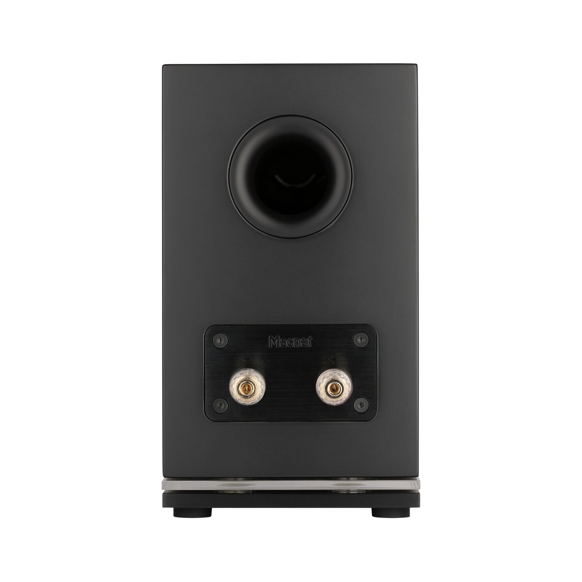 картинка Magnat Signature Edelstein Black Симпл дистрибьюшн