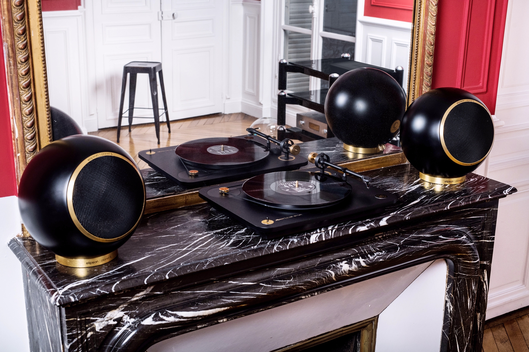 картинка Planet L Gold Edition 80th Anniversary Black Симпл дистрибьюшн